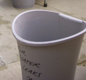 Bin for catching water leaks